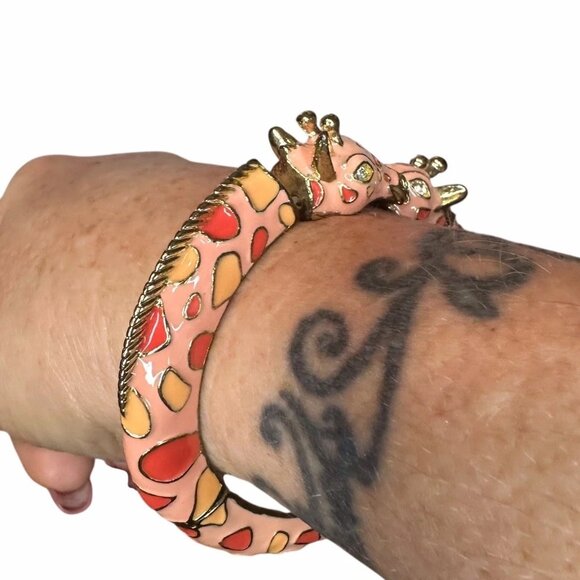 Vintage 1970s Pink Enamel Giraffe Head Stretch Bracelet – Whimsical Statement Je - Picture 8 of 12